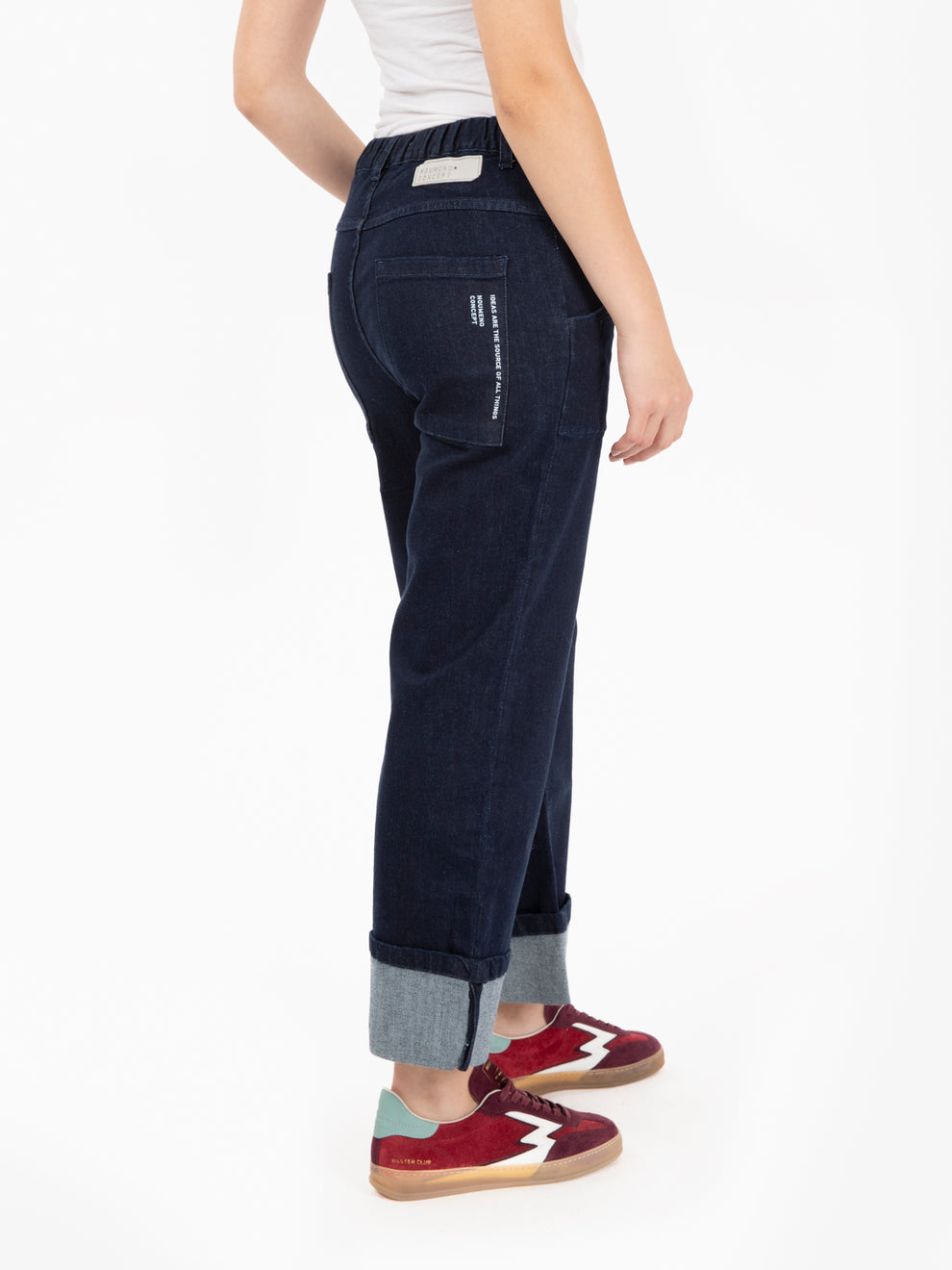 Con Risvolto Scarpe Con I Jeans Noumeno Concept Jeans A Vita Alta