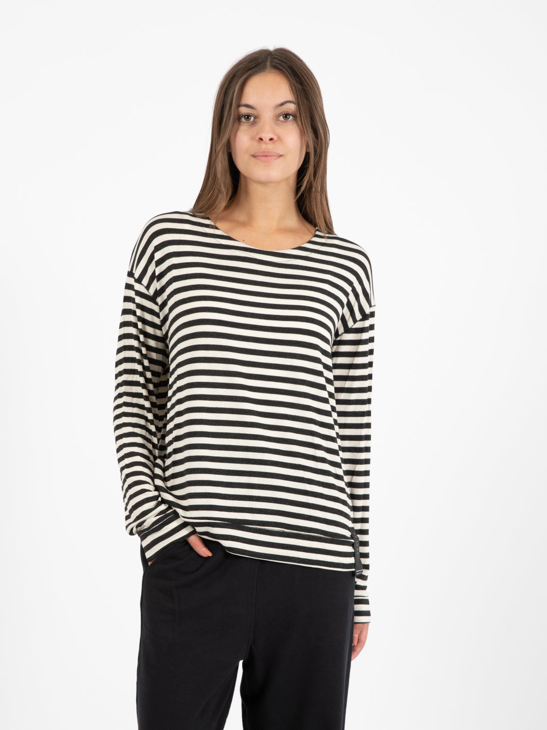 Maglia a righe girocollo nero / calce