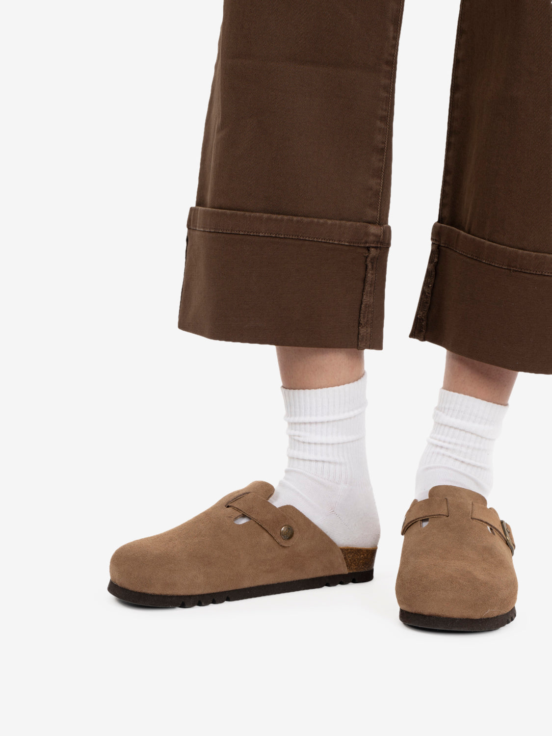 Tobacco regular trousers with turn-up
