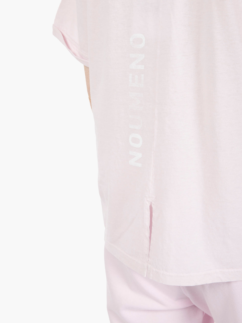 T-shirt girocollo con spacco e grafica sul retro rosa