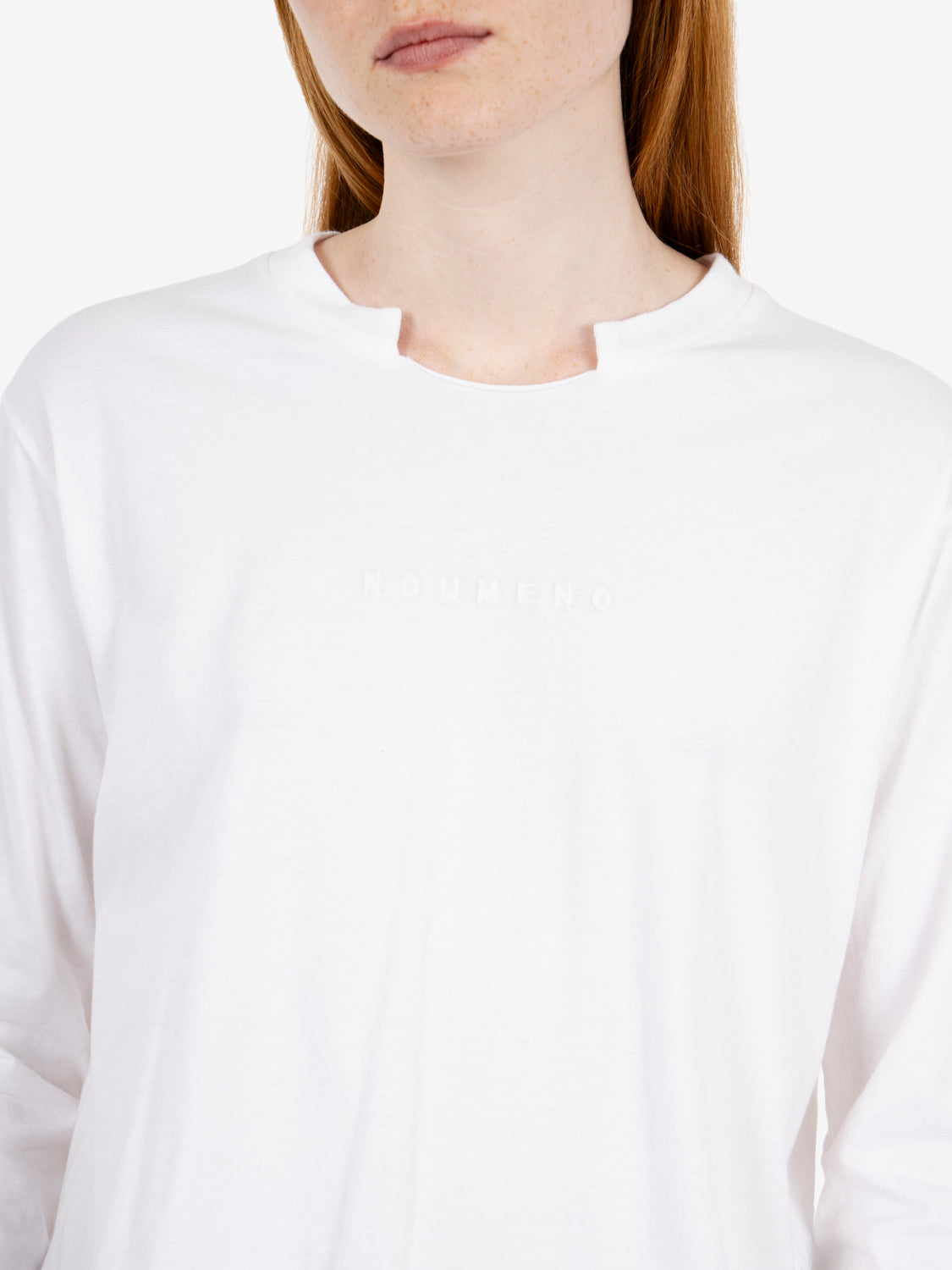 Men's long-sleeve t-shirt with raw cut detail in white