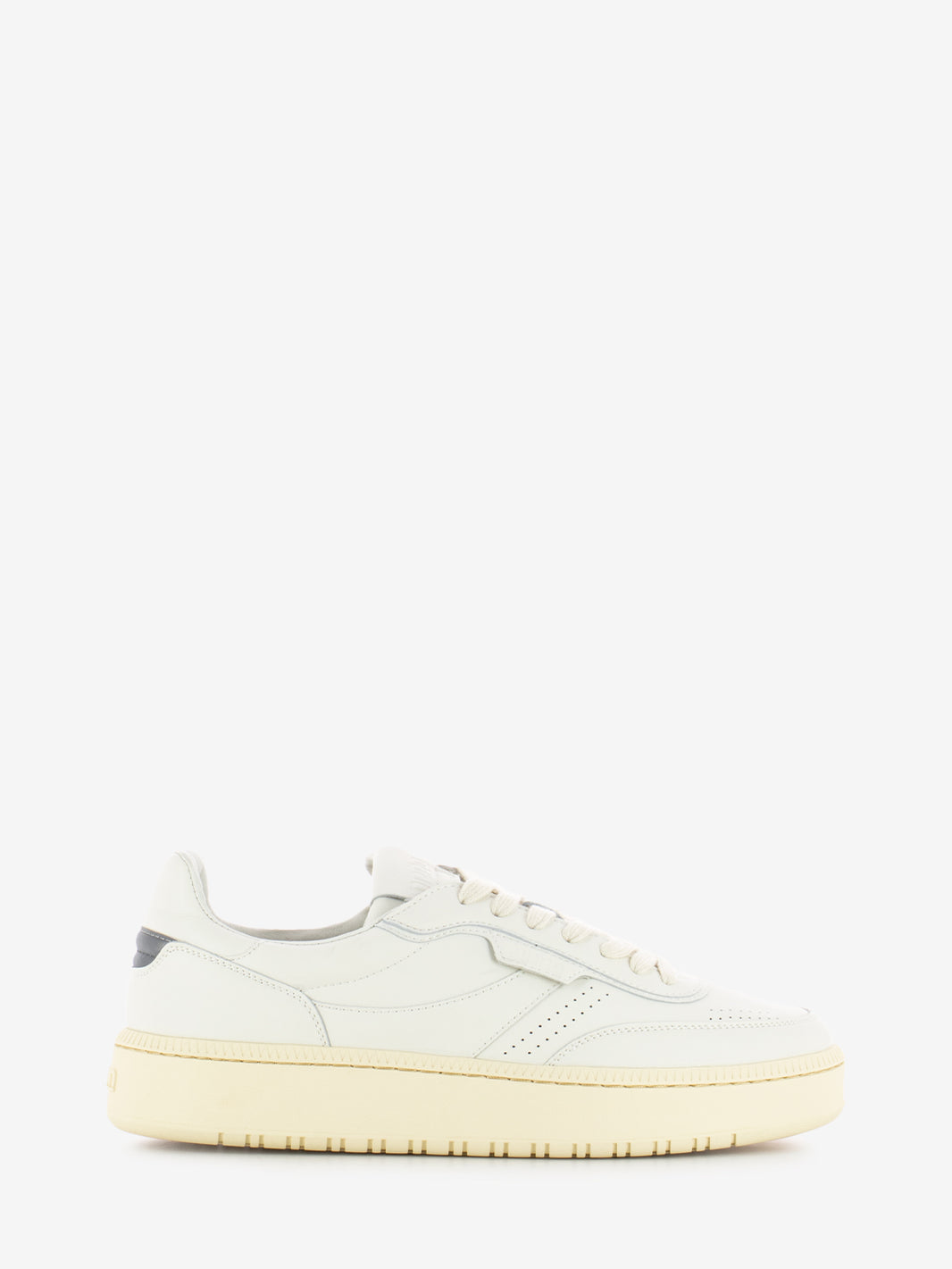 Sneakers in pelle bianco vintage