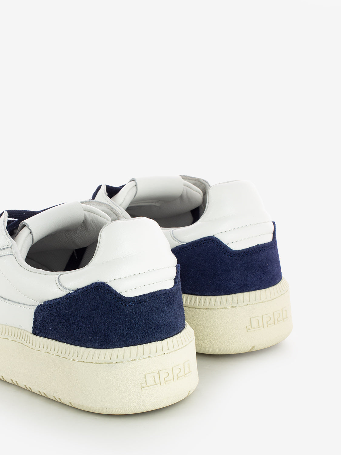 White/blue leather sneakers