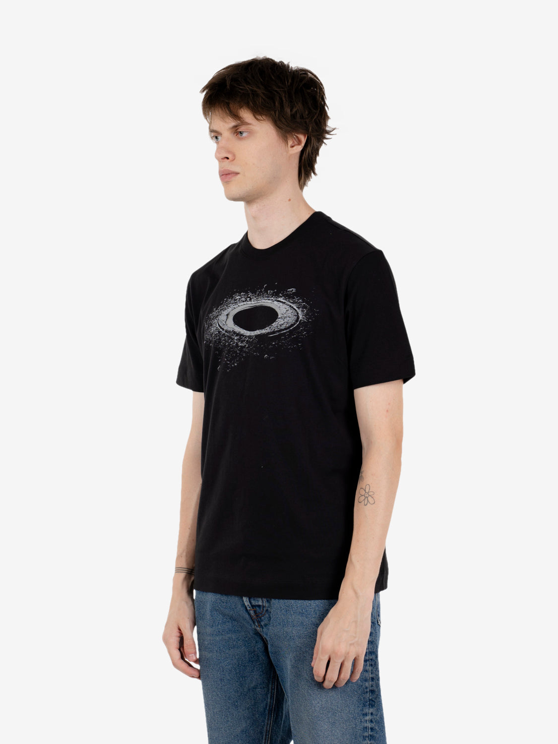 Lunar ellipse tee pitch black