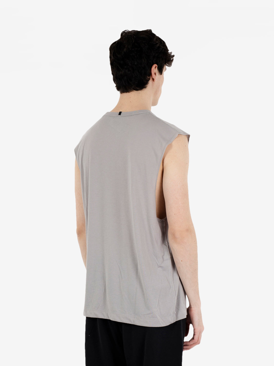 Reserve Momento tank cement