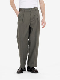 Dean Pleated pant leaf