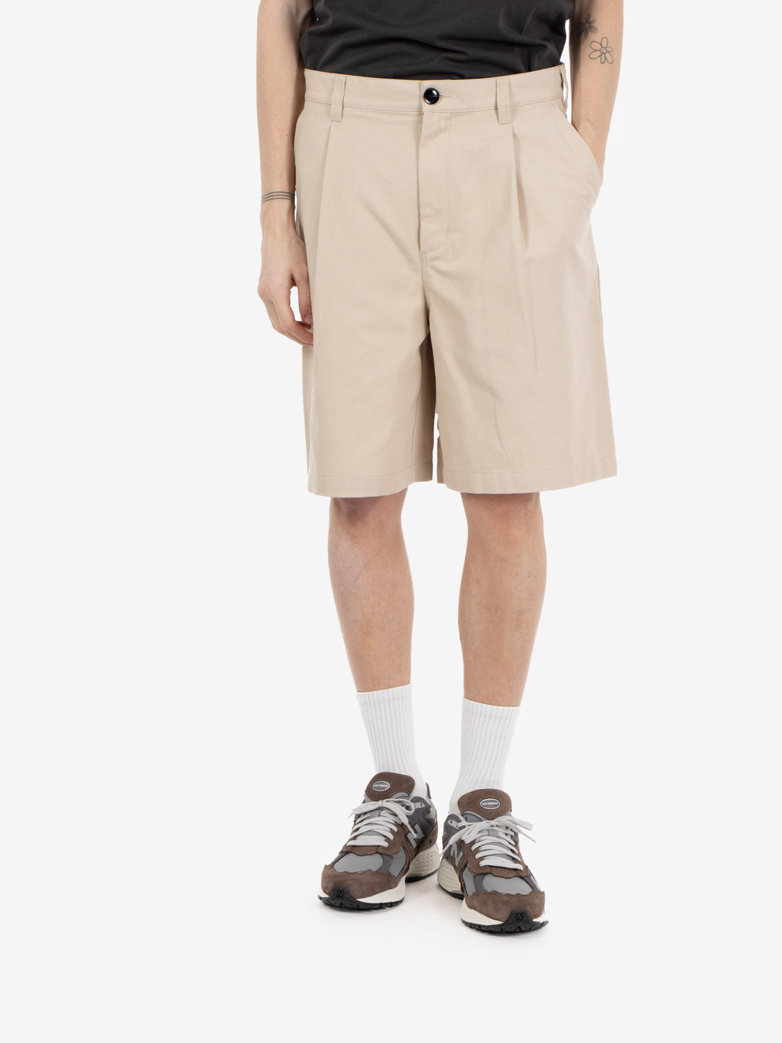 Dean pleated short cement