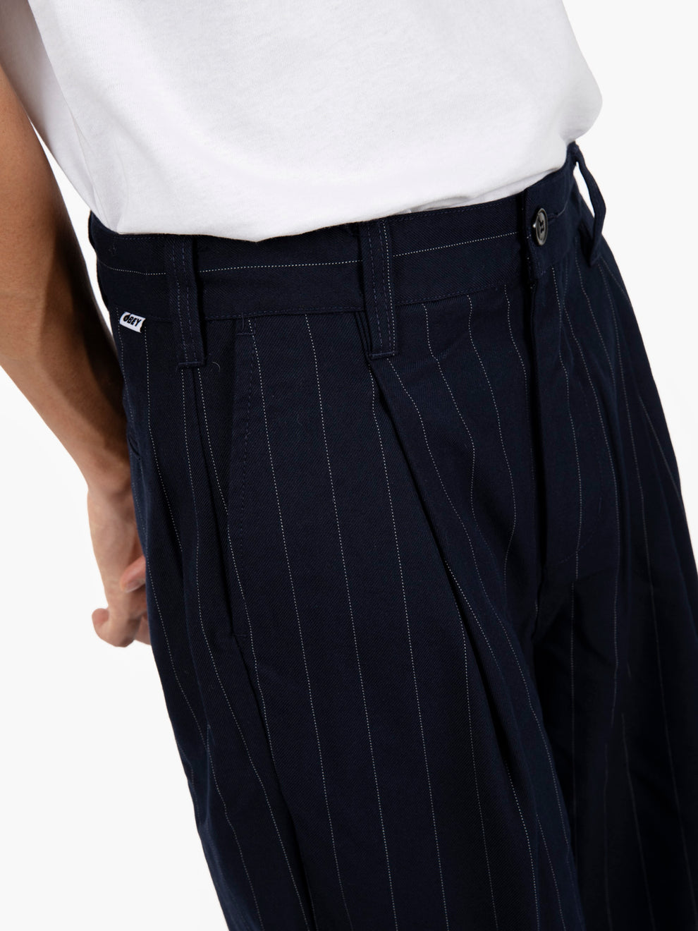 Leisure Dean Stripe Pleated pant midnight navy