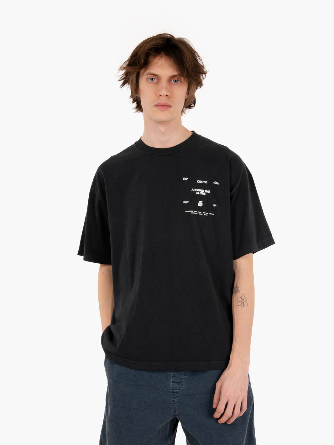 Vintage black "Around the globe" t-shirt