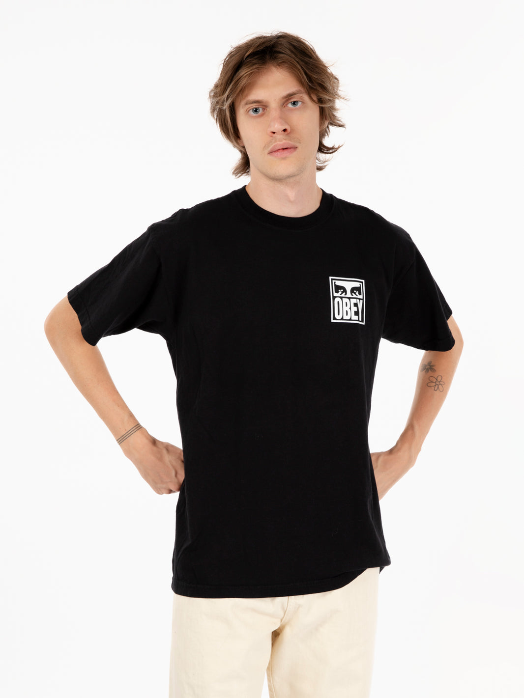 T-shirt eyes icon 2 tee jet black