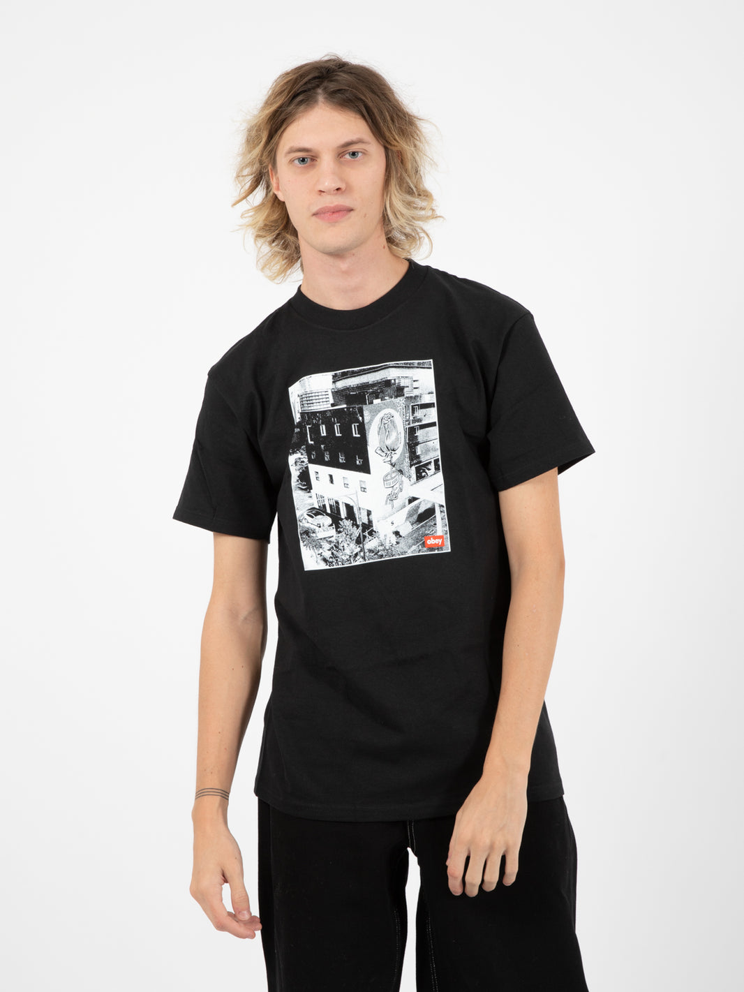 T-shirt South Korea photo classic tee black