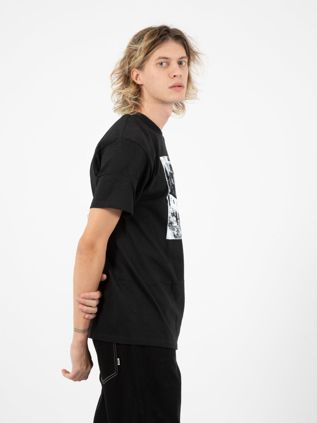 T-shirt South Korea photo classic tee black