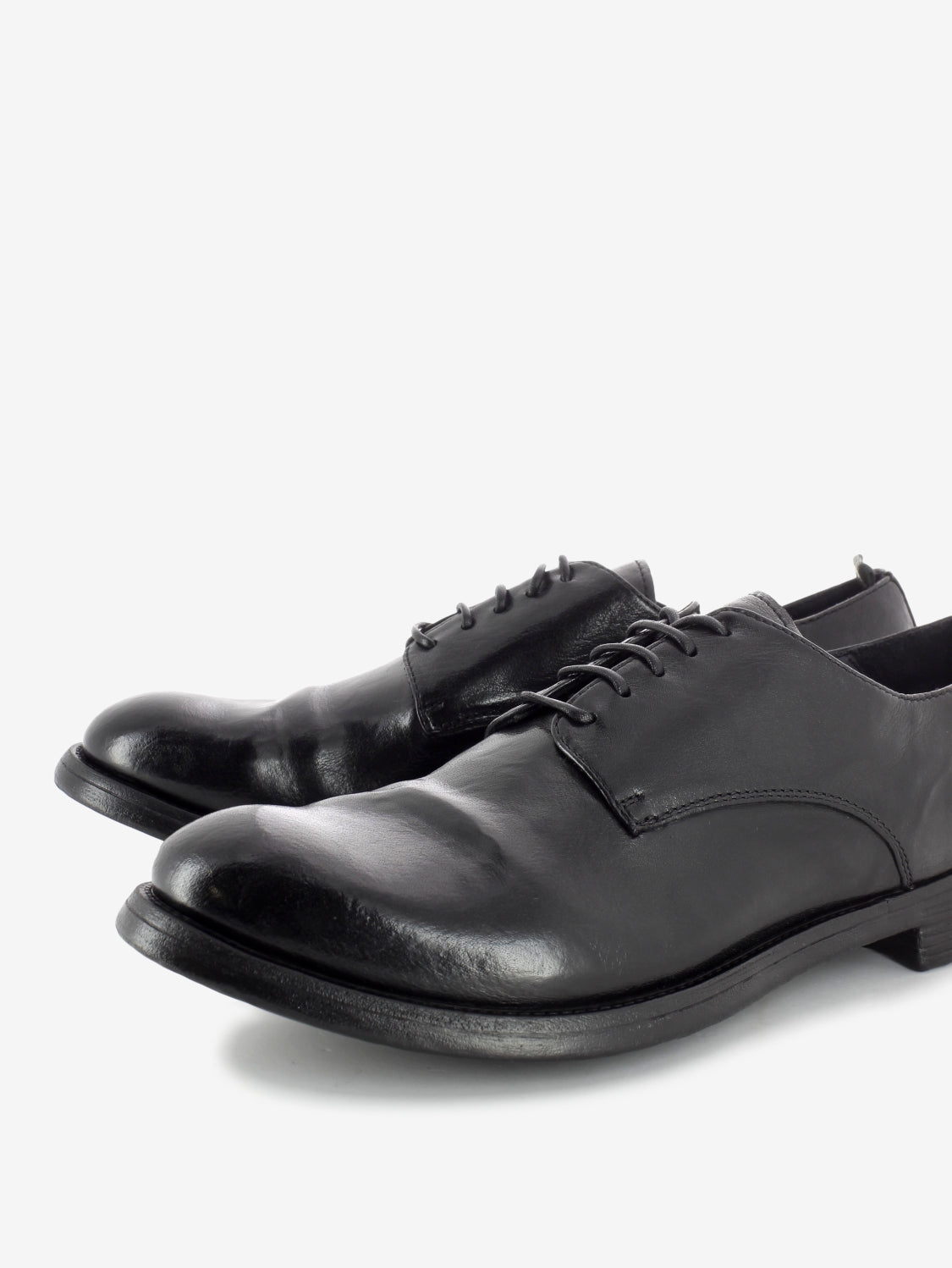 Derby Hive Ignis black