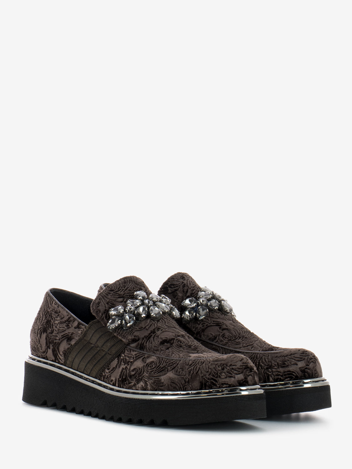 Velvet jewel moccasins brown