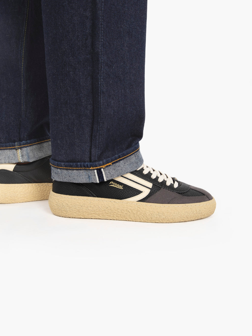 105 Standard Selvedge denim one wash blue