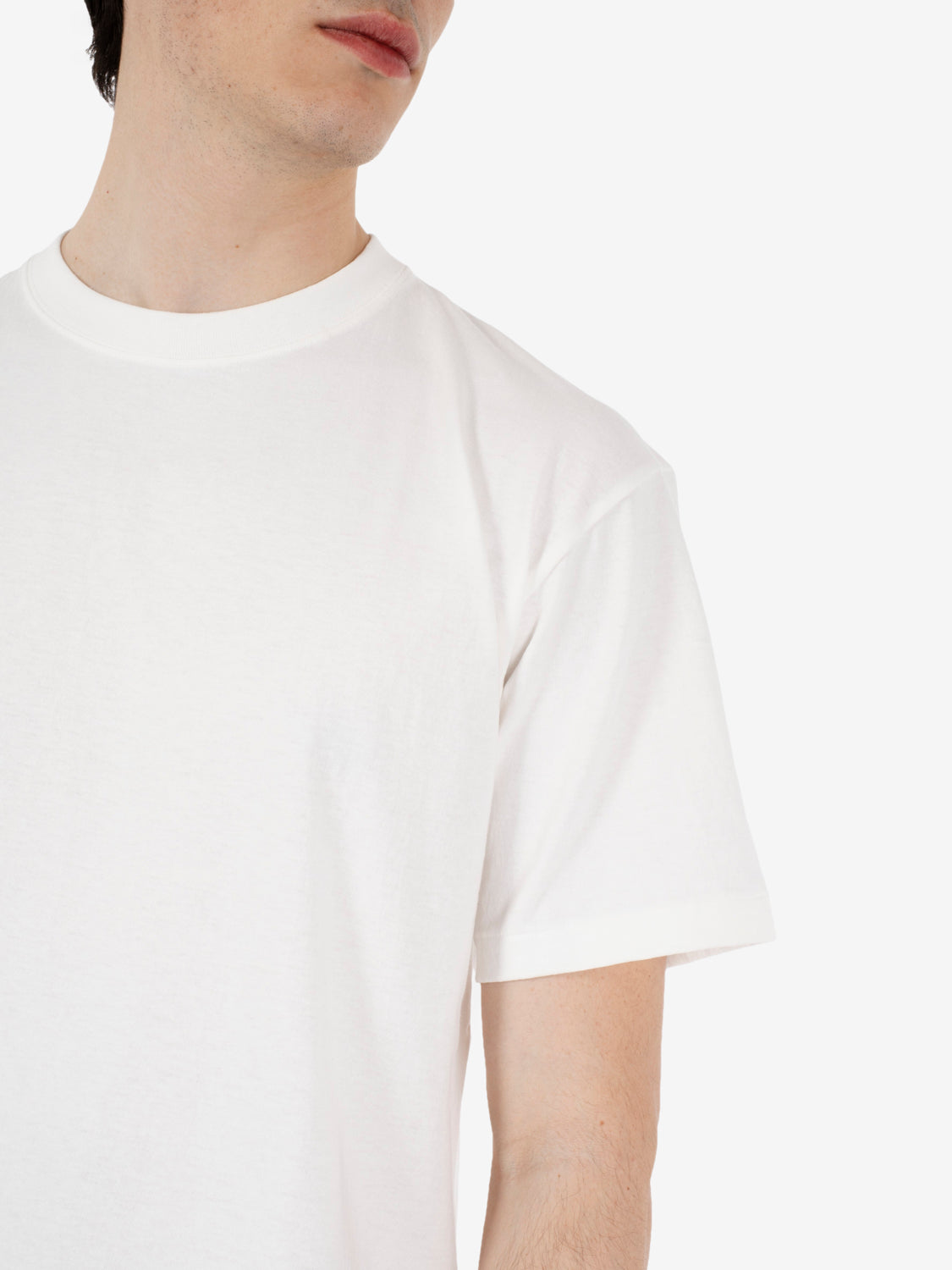 White crew neck t-shirt
