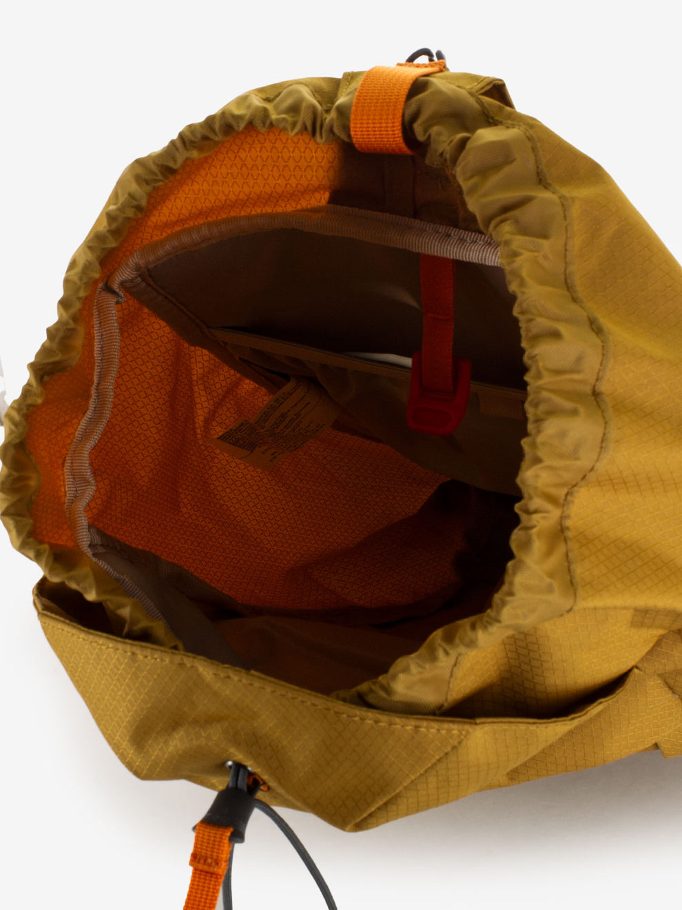 Daylite Cinch backpack tumbleweed yellow