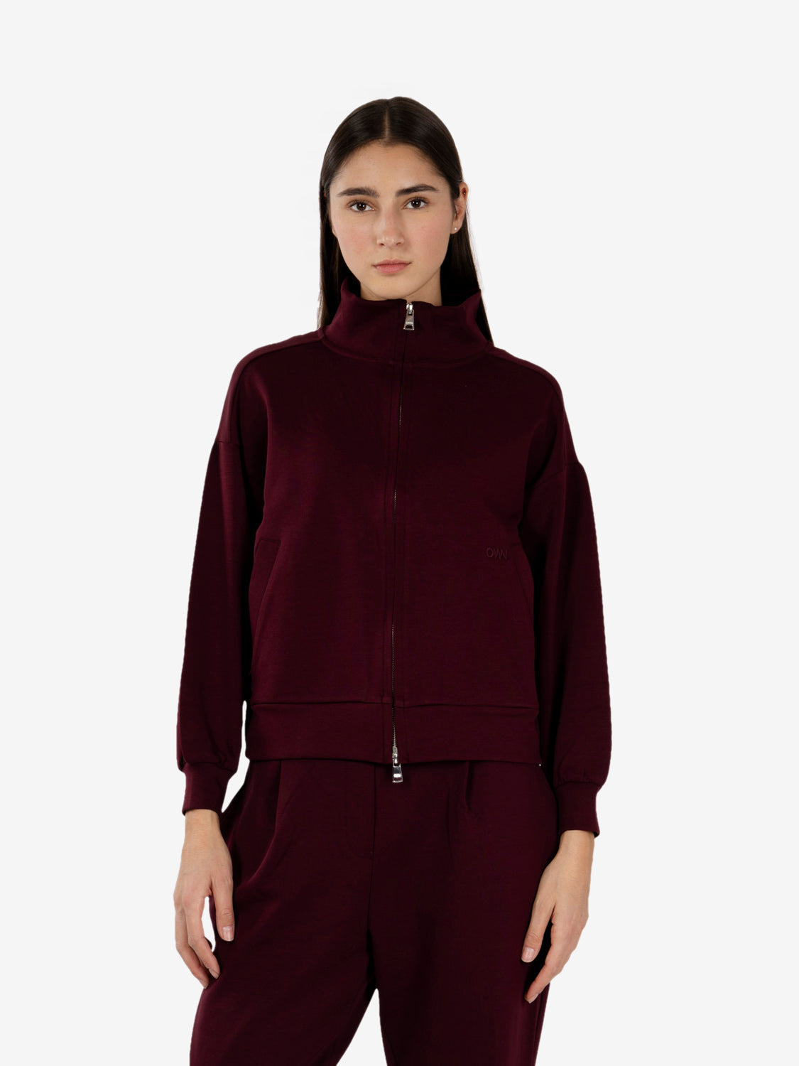 Burgundy turtleneck sweatshirt with zip