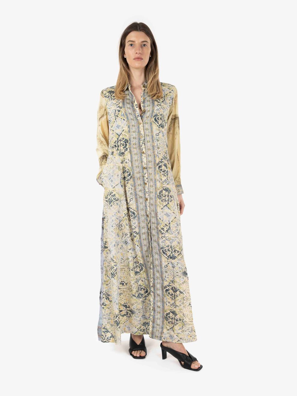 Long shirt dress with light blue pattern