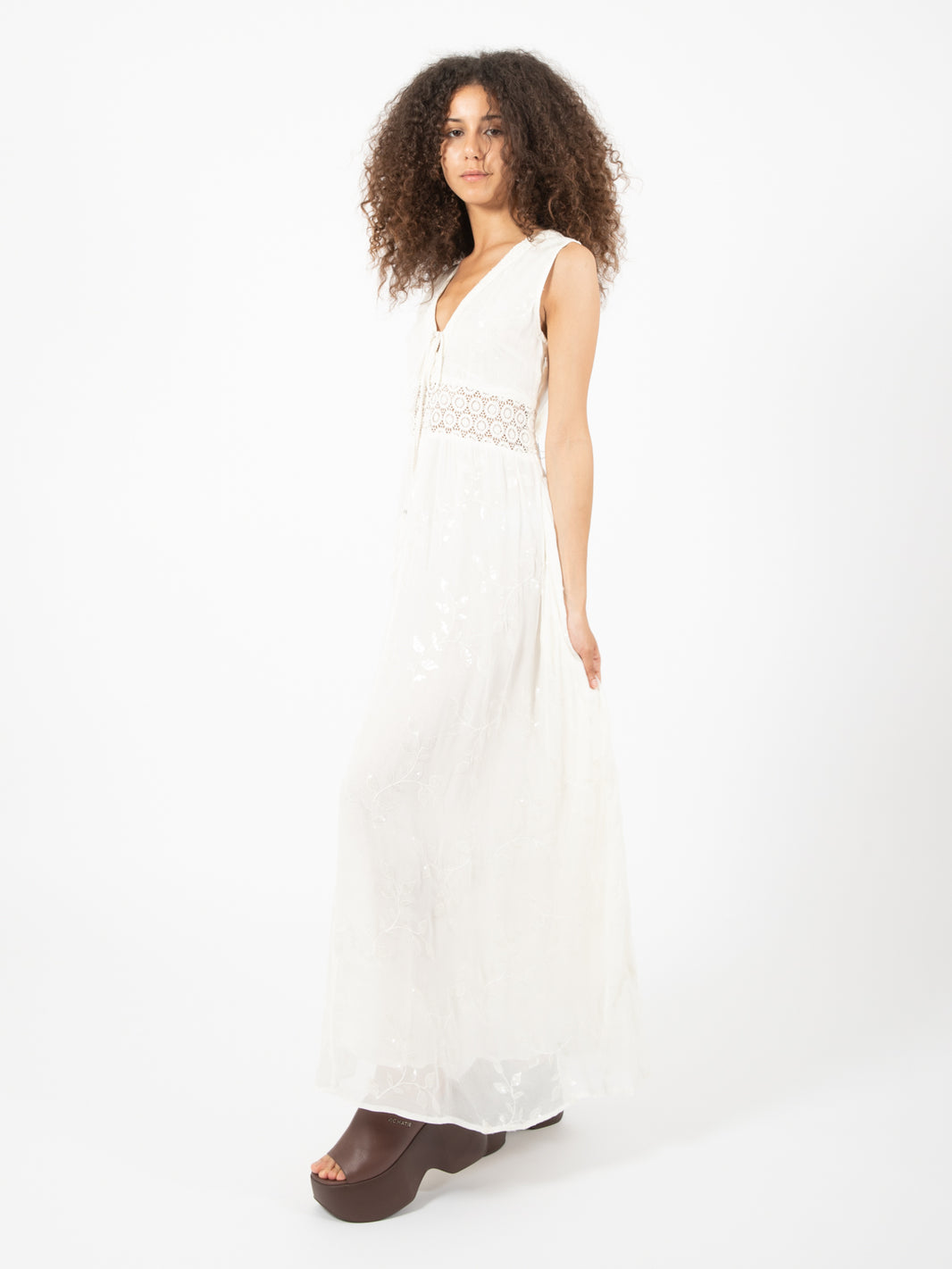 Long dress with white embroidery