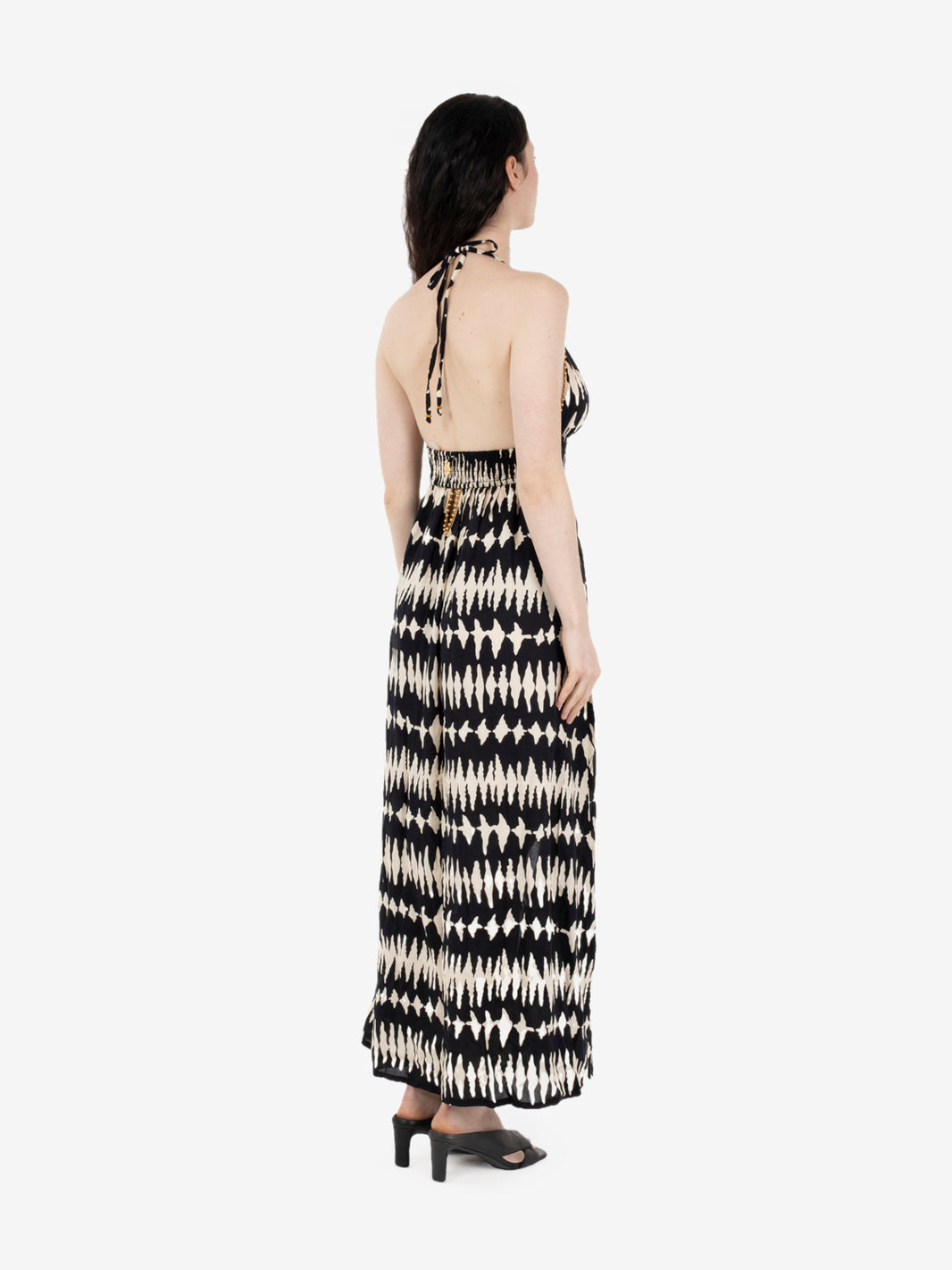 Long dress with white / black rhombus pattern