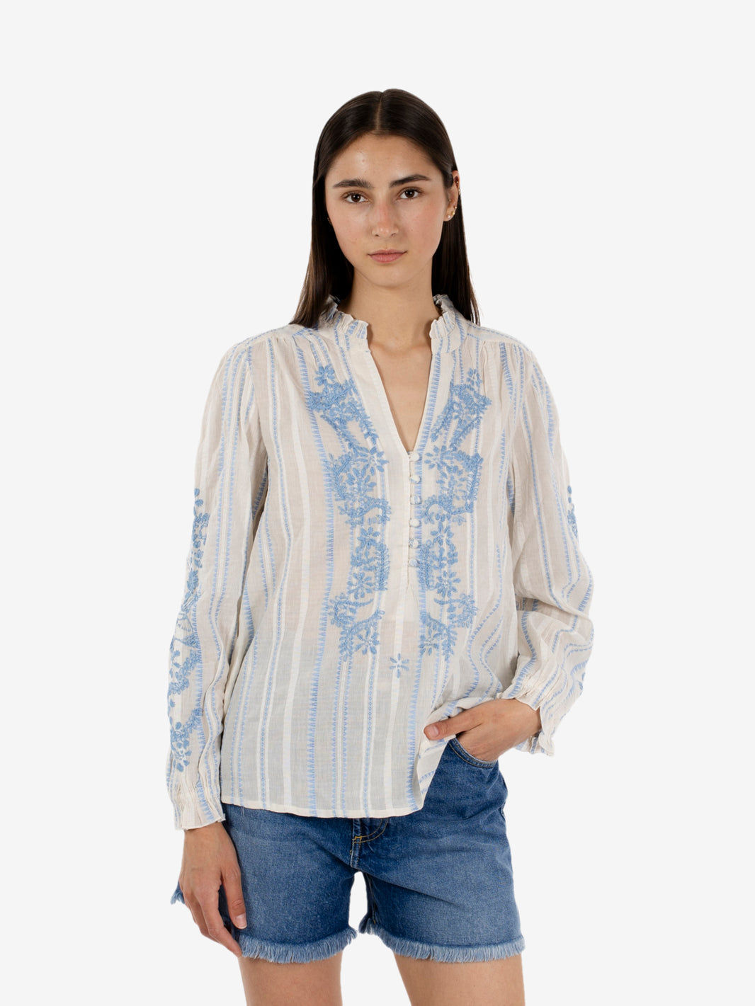 Camicia con ricami bianco / sky blu