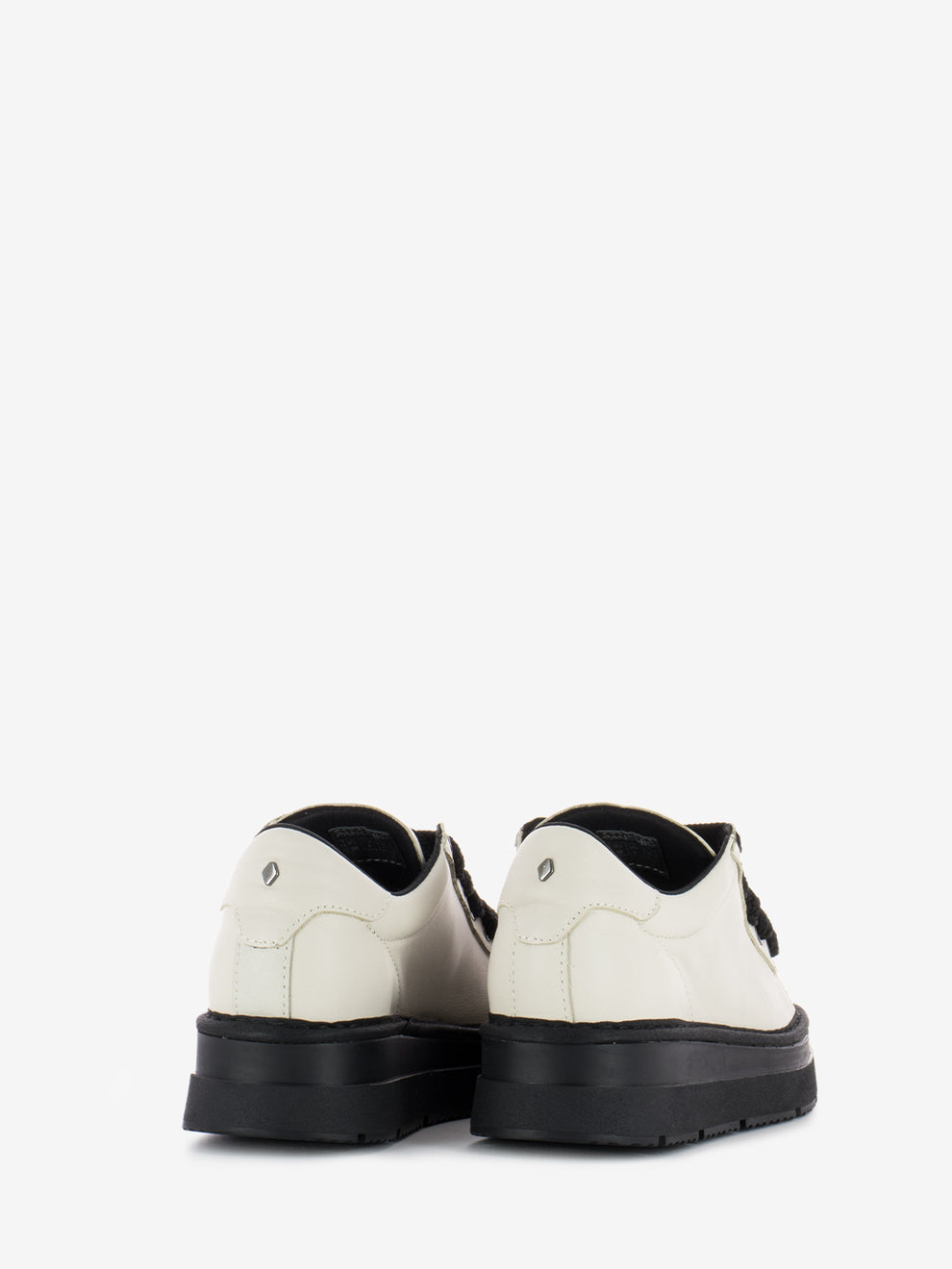 P89 Lace-up Shoe leather rubberized ivory