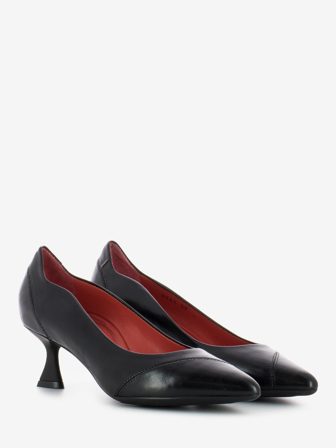 Décolleté con cucitura in pelle nero