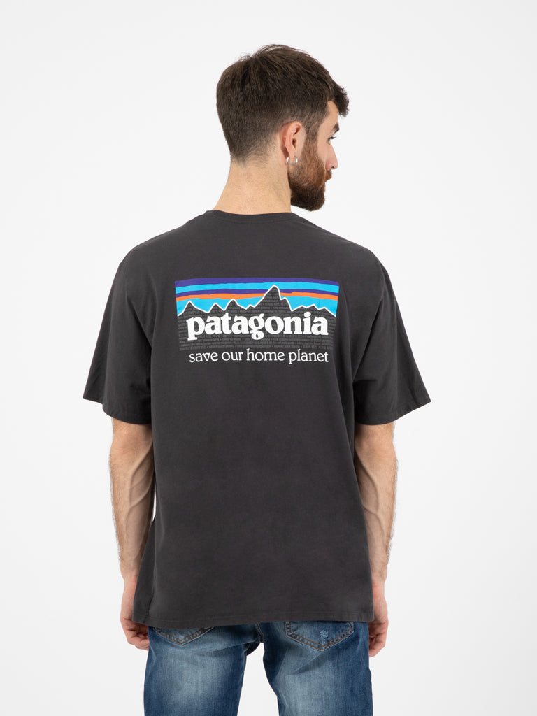 PATAGONIA - M'S P-6 Mission organic t-shirt ink black