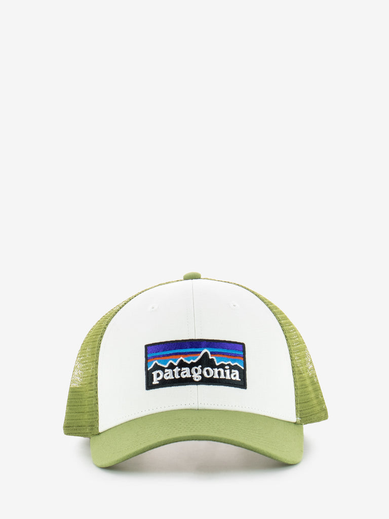 PATAGONIA - P-6 Logo trucker hat white / light green