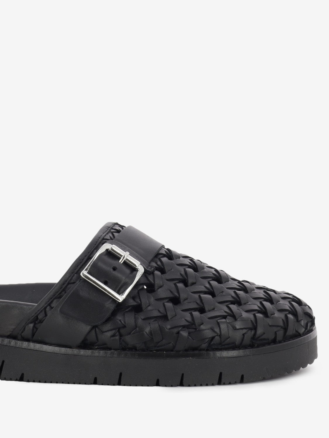 Black woven leather slipper