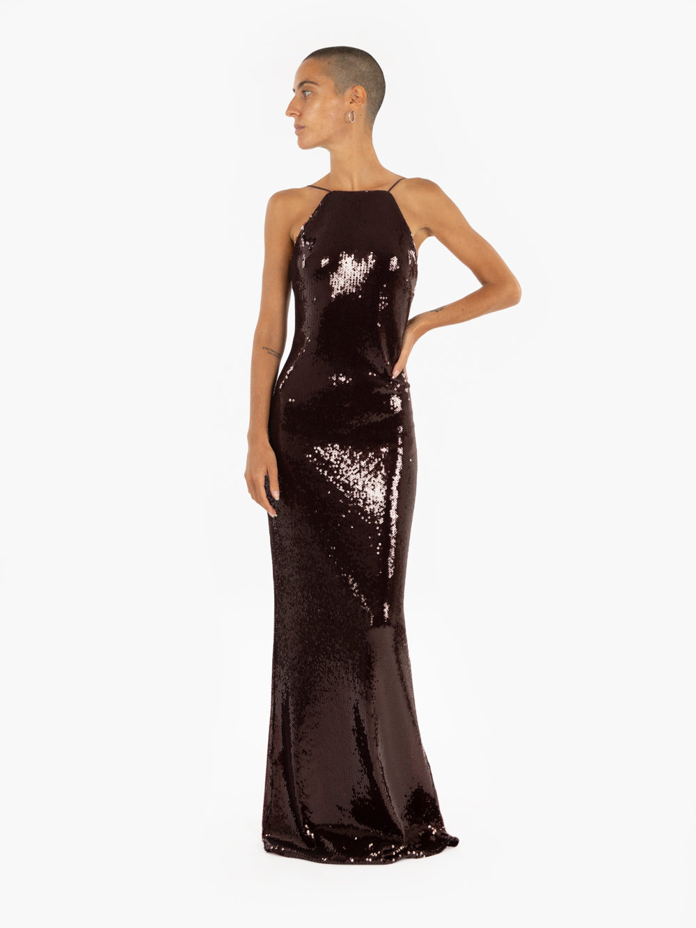 Abito lungo in tulle con paillettes viola
