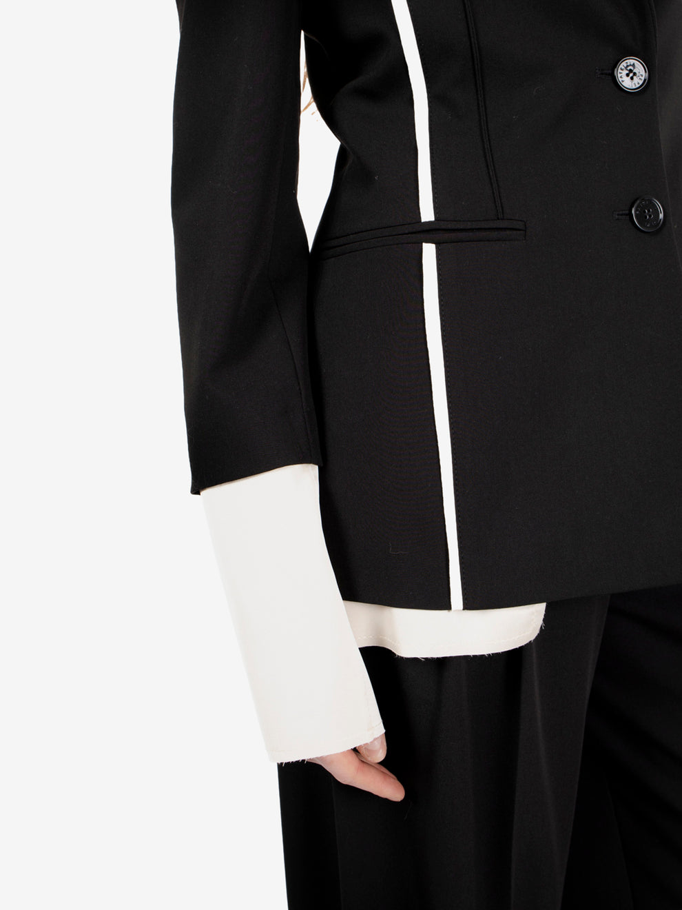 Black/warm ivory blazer