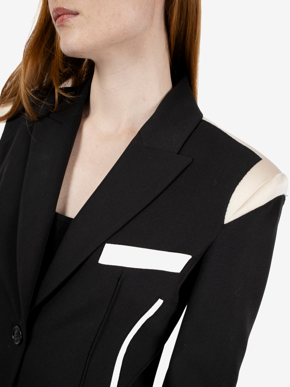 Black/warm ivory blazer