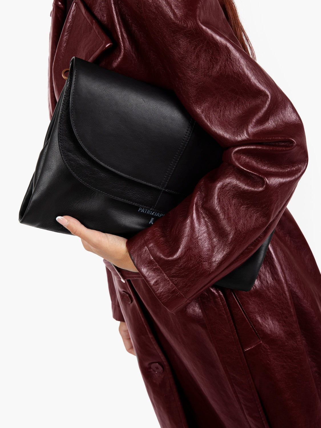 Leather bag with double flap and black chain