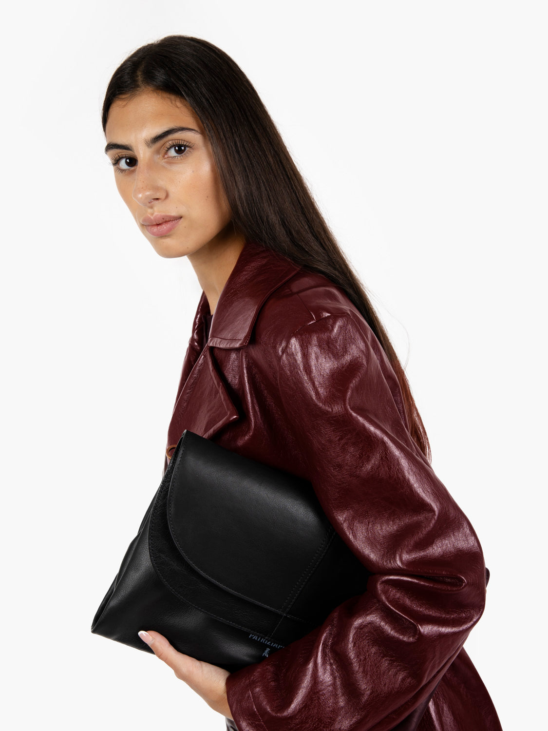 Leather bag with double flap and black chain