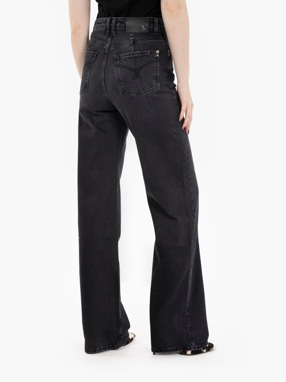 Black wash straight jeans
