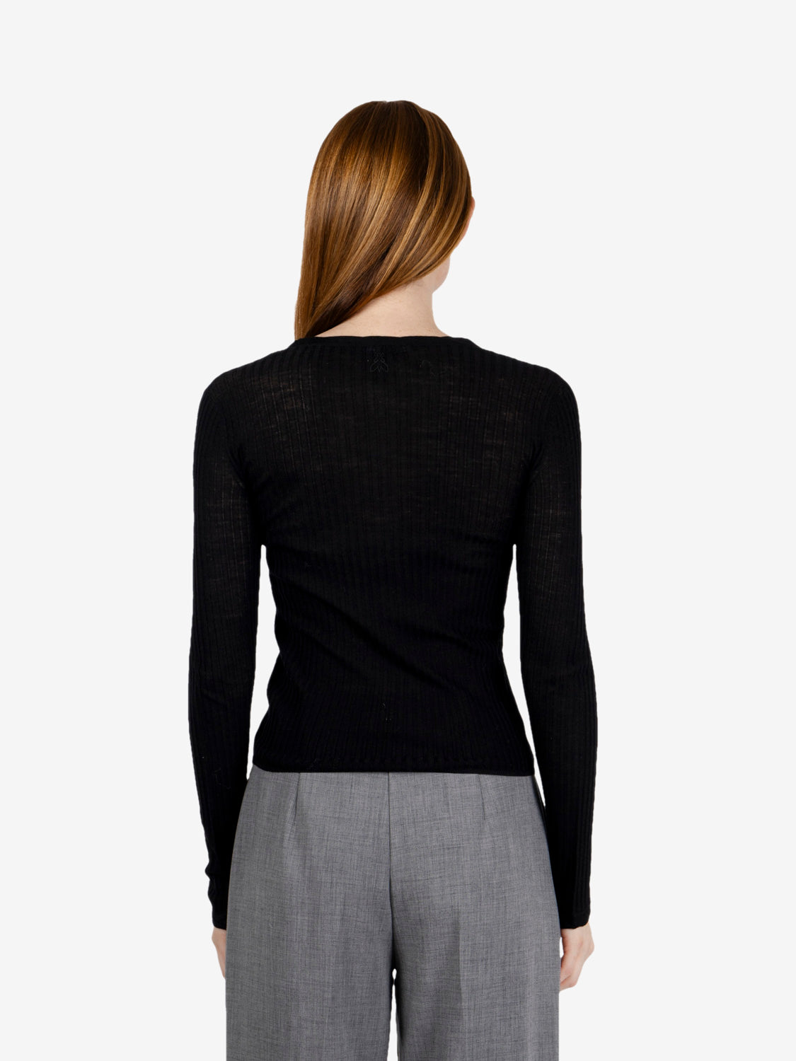 Maglia serafino in lana a costine nera