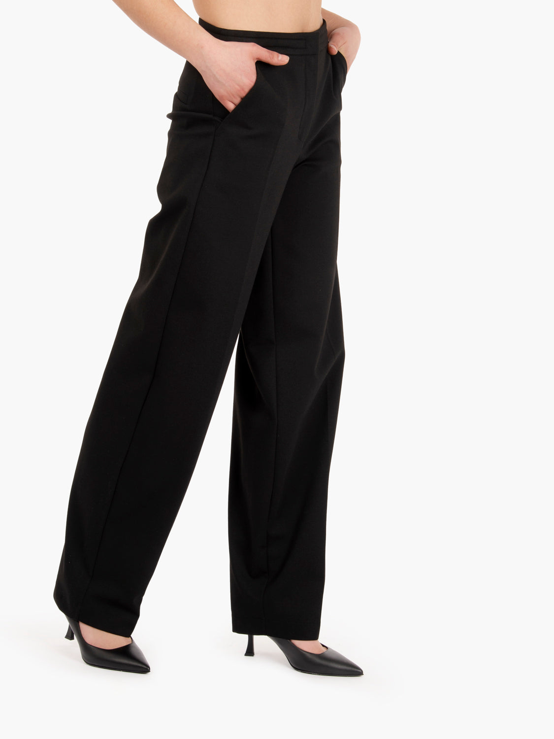 Black cloth stitch trousers