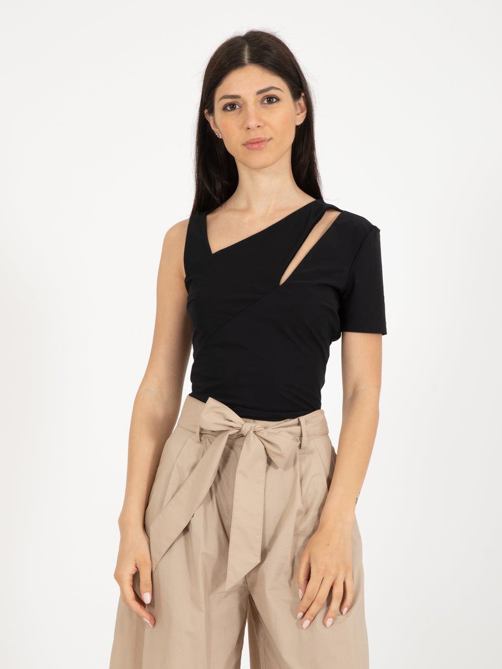 Top corto dettaglio cut-out nero