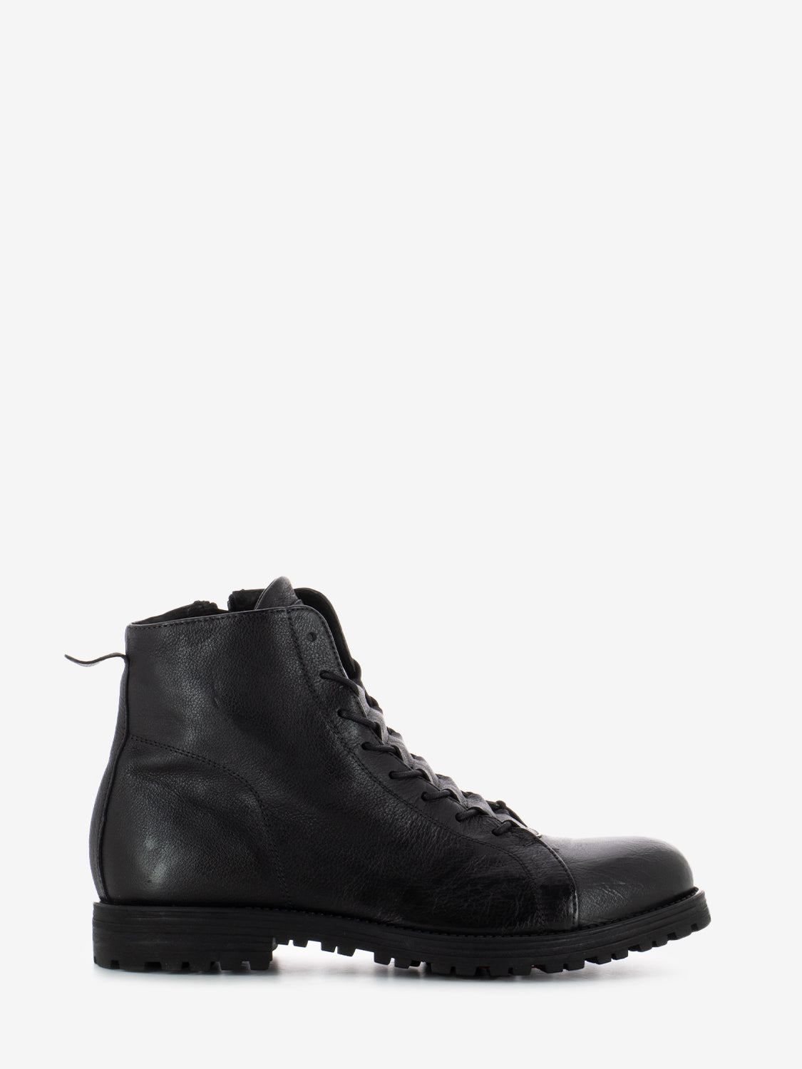 Black hammered leather amphibians