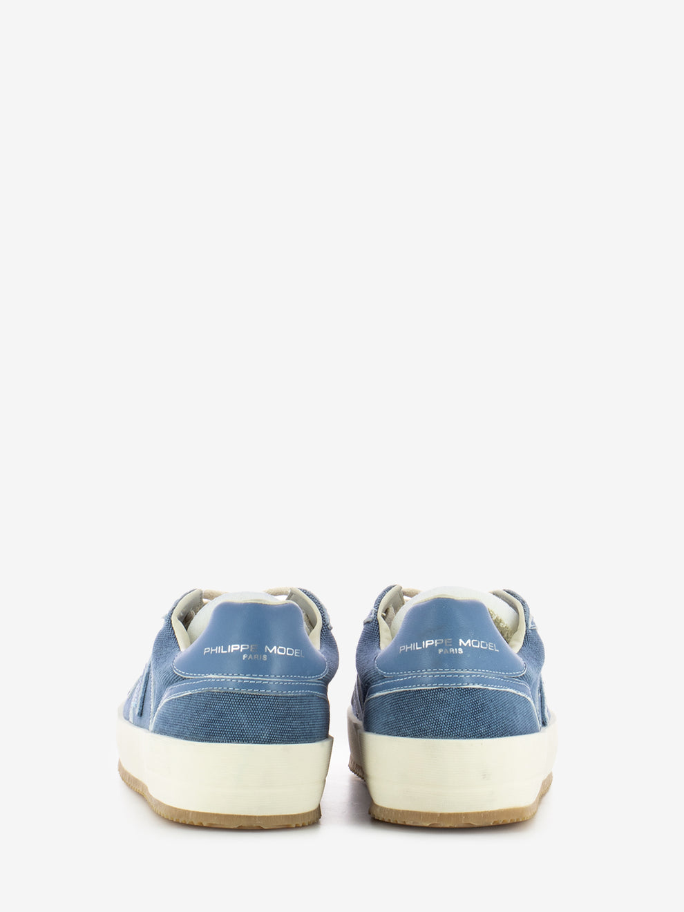 Nice Low canvas avion sneakers