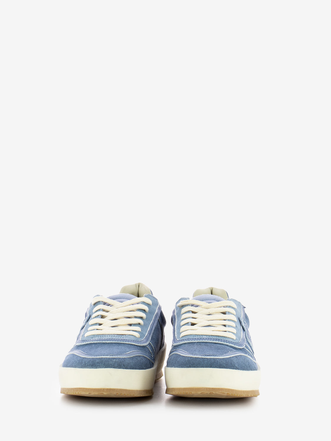 Nice Low canvas avion sneakers