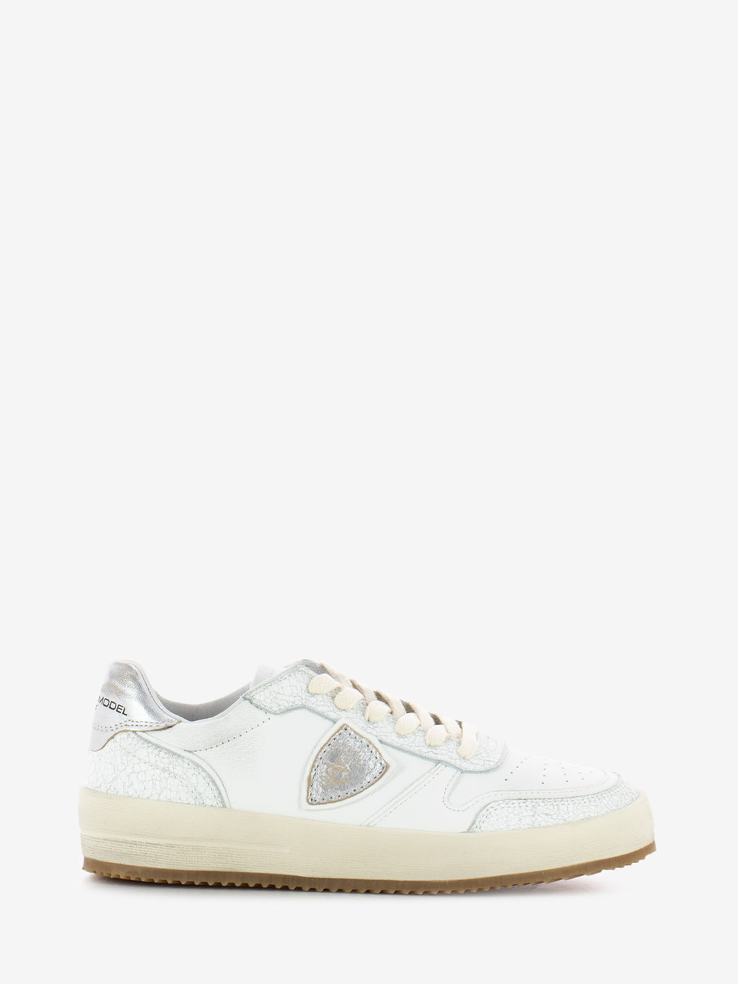 Nice Low vintage metal / blanc sneakers