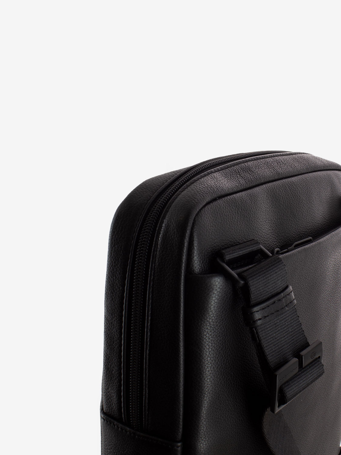 Borsello per Ipad 11" in pelle nero