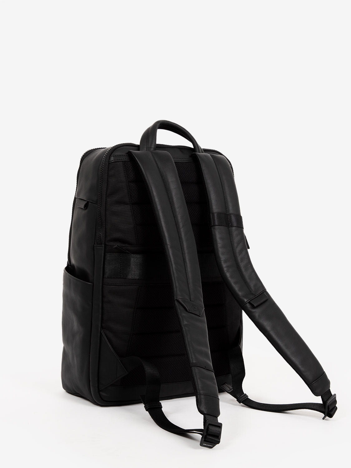 Zaino impermeabile con zip nero