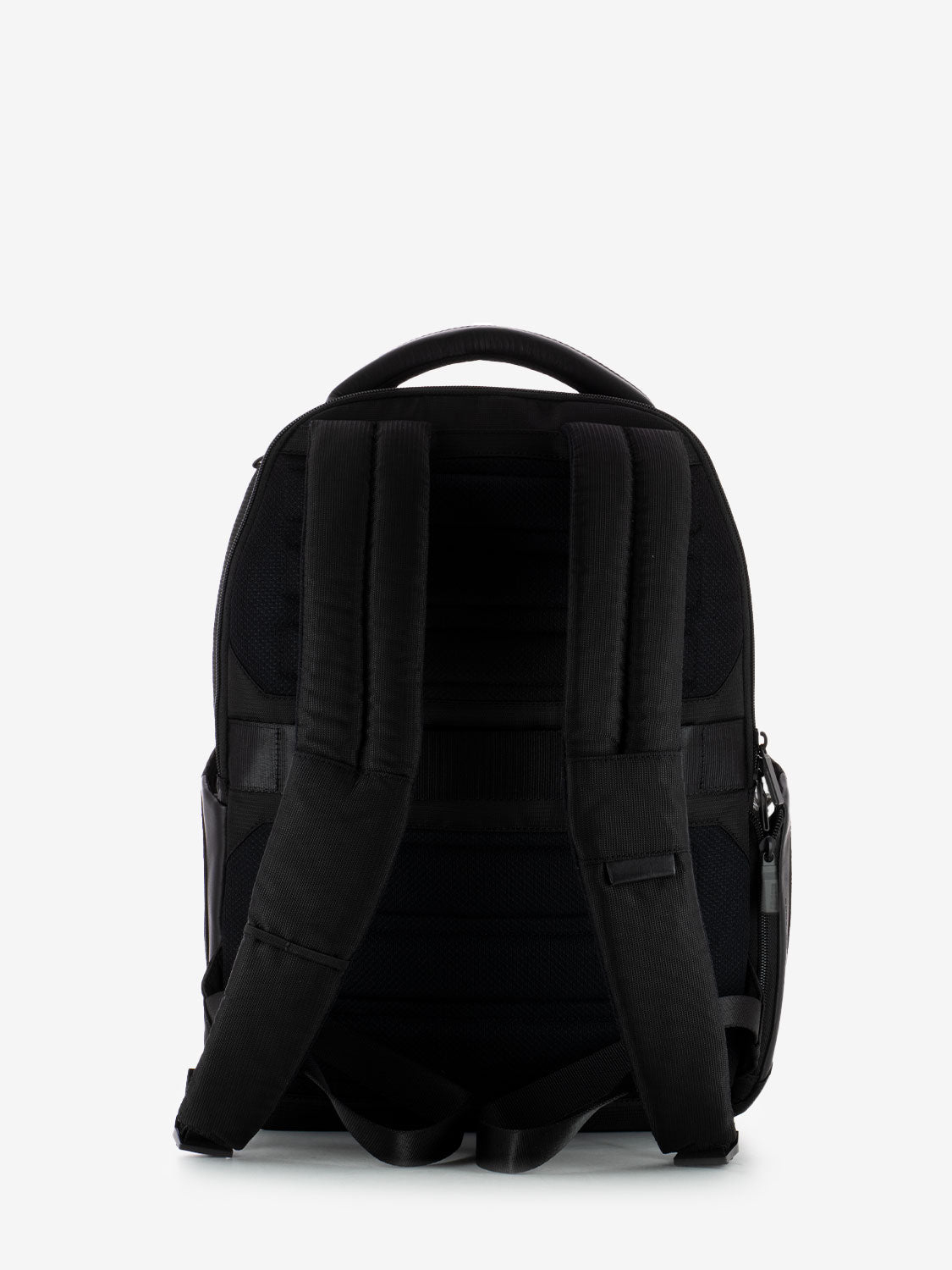 15.6 laptop backpack in black leather and fabric
