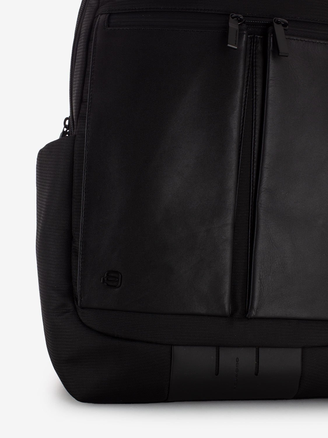 15.6 laptop backpack in black leather and fabric