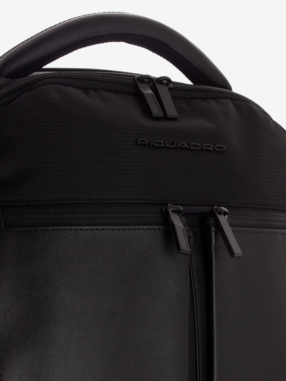 15.6 laptop backpack in black leather and fabric
