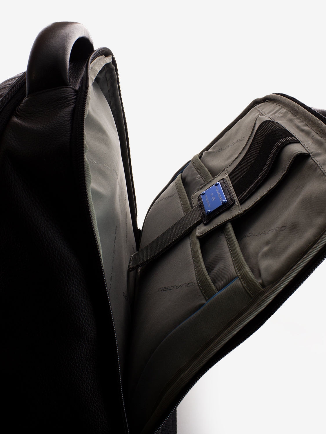 Black S backpack for laptop and iPad with pocket 